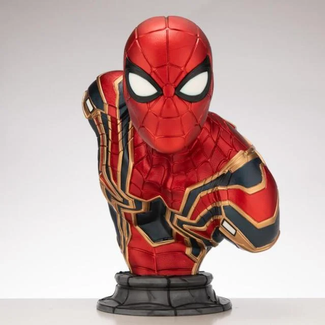 Estátua do Homem-Aranha
